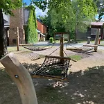 Zirkelsteinresort Ggmbh בית הארחה
