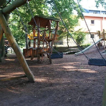 Zirkelsteinresort Ggmbh Guest house