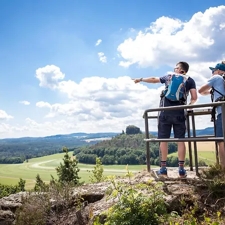 Casa de hóspedes Zirkelsteinresort Ggmbh 3*