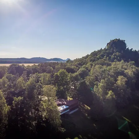 Zirkelsteinresort Ggmbh בית הארחה Schöna